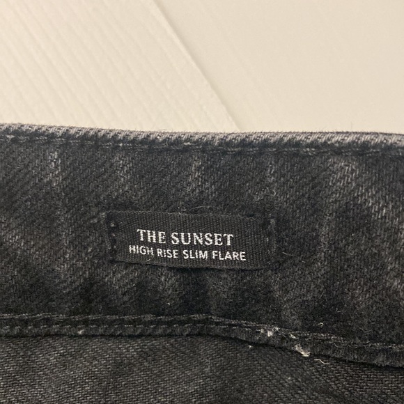 RAILS Sunset high-rise black flared jeans, size 26 - Picture 3 of 8